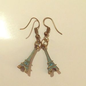 💜5 for $15💜 Mini Eiffel Tower Earrings